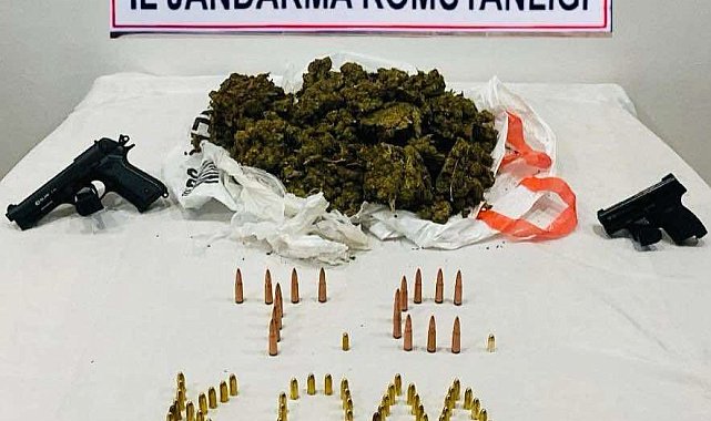 Elazığ'da 3 kilo skunk ve 2 adet silah ele geçirildi