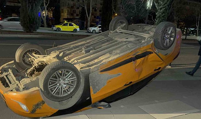 Elazığ'da zincirleme trafik kazası: 2 yaralı