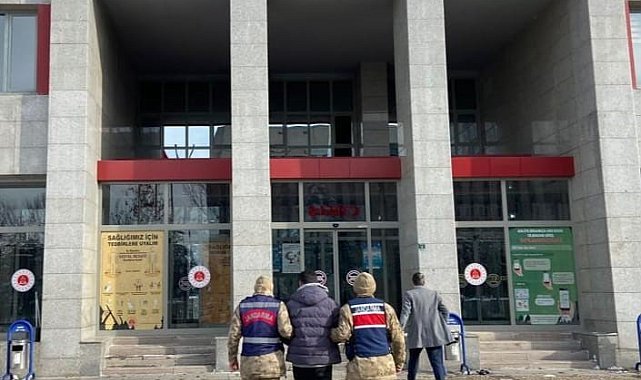Erzurum'da jandarma ekipleri aranan 23 şahsı yakaladı