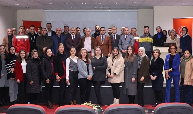 Erzurum'da "Aile Söyleşileri" başladı