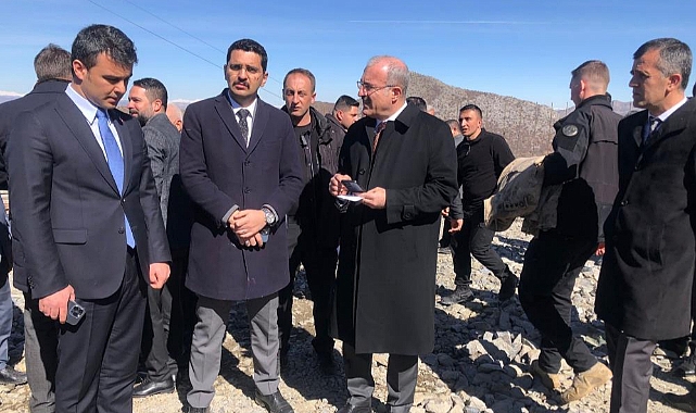 Göçükteki 4&#039;üncü işçiyle ses irtibatı sağlandı