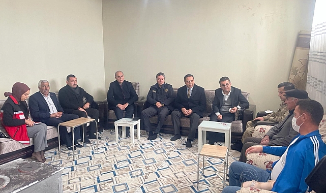Kağızman Kaymakamı Daştan, yaralı askeri evinde ziyaret etti