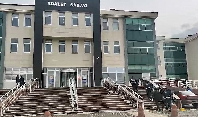 Kars'ta polis hırsız kovalamacası