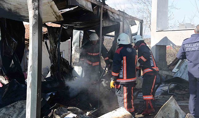 Malatya'da konteyner yangınında 1 yaşındaki bebek yaralandı