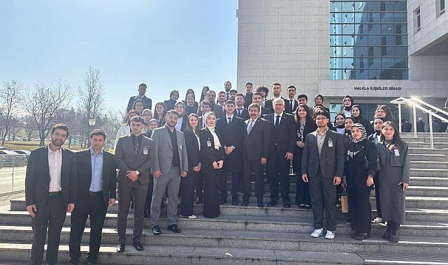 Milletvekilleri Öz ve Fırat genç hukukçularla bir araya geldi