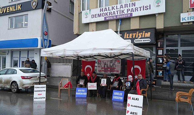 Muşlu ailelerin evlat nöbeti devam ediyor