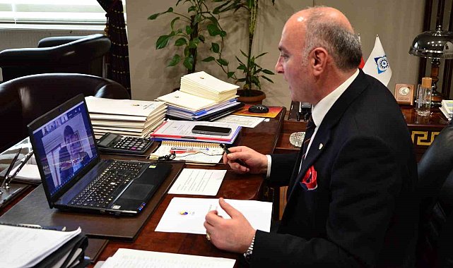 Özakalın, Türkiye Orman Ürünleri Meclisi'nde konuştu