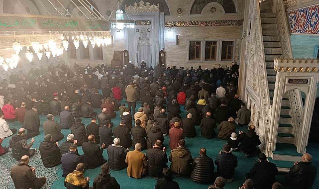 Tatvan'da Berat Gecesi idrak edildi
