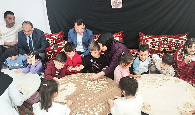 Tutak Kaymakamı Adıbelli, ilçedeki eğitim kurumlarını ziyaret etti