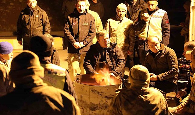 Vali Aydoğdu, İliç'te görevli güvenlik güçlerini ziyaret etti