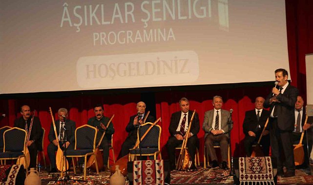 Van'da 'Aşıklar Şenliği' düzenlendi