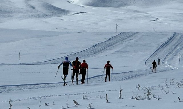 Yüksekovalılar Kamışlı Kayak Pisti'nin kayak merkezine dönüştürülmesini istiyor