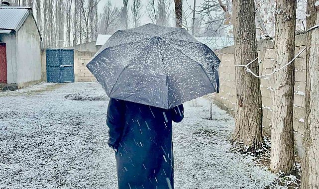 Ağrı'da kış manzarası göz kamaştırıyor