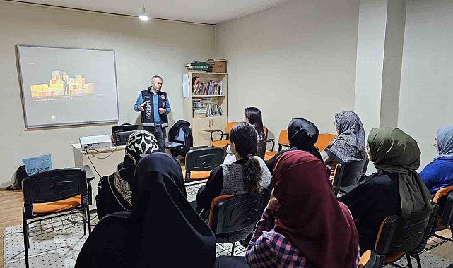 Ağrı'da siber suçlarla mücadele ve narkotik bilinçlendirme etkinlikleri gerçekleştirildi