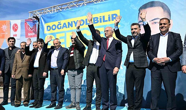 AK Parti Büyükşehir Adayı Sami Er, Doğanyol ilçesini ziyaret etti