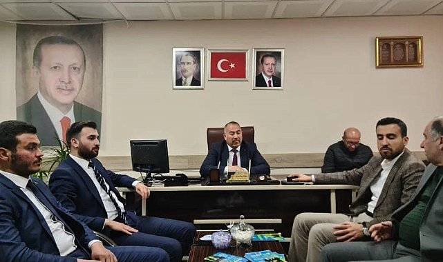 AK Parti Gençlik Kolları MKYK Üyesi Çıldır'ı ziyaret etti