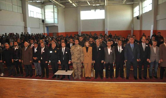 Bulanık'ta "İstiklal Marşı'nın Kabulü ve Mehmet Akif Ersoy'u Anma Günü" programı