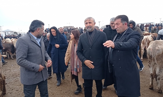 DEM Parti başkan adayları hayvan yetiştiricilerini dinledi