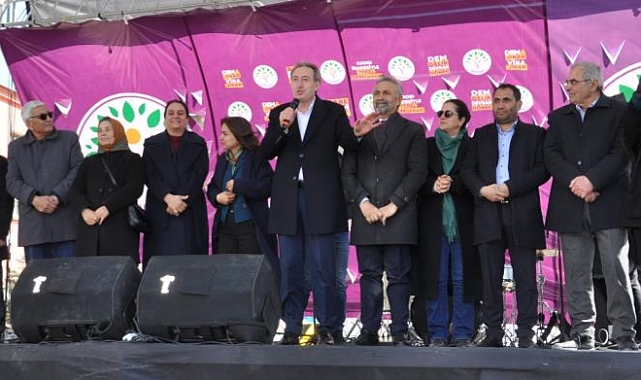 DEM Parti Eş Genel Başkanı Bakırhan, Kars'ta partililere seslendi