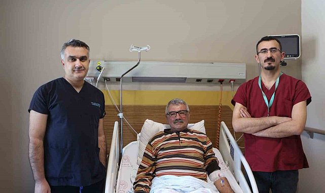 Elazığ'da kalp damarı tıkanıklığında ilk kez damar içi ultrason cihazı kullanıldı