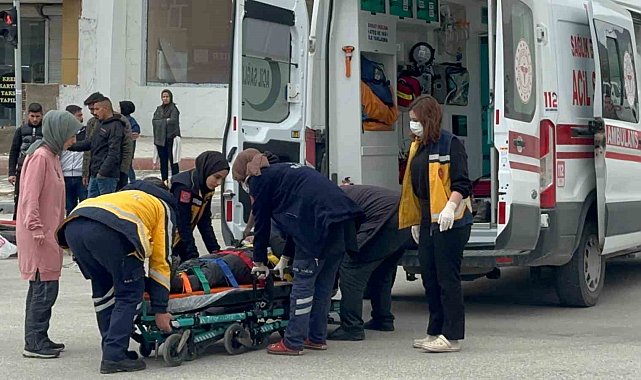 Elazığ'da motosiklet ile otomobil çarpıştı: 1 yaralı
