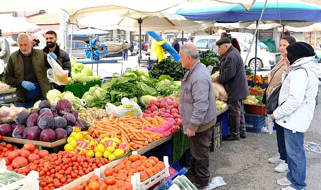 Erzincan'da Ramazan alışverişi hareketliliği