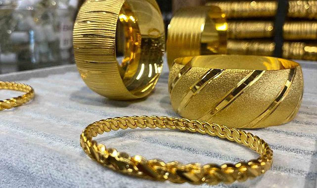 Gerçeğinden ayırt etmek neredeyse imkansız: Elazığ'da imitasyon ürünlere yoğun ilgi