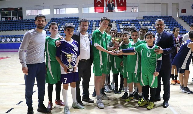 Hakkari'de futsal müsabakaları sona erdi