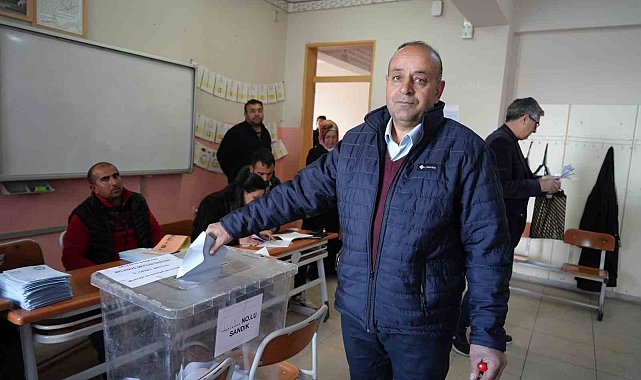 Iğdır&#039;da oy kullanma işlemi başladı