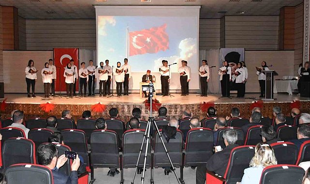 İstiklal Marşı'nın kabulü ve Mehmet Akif Ersoy'u anma günü programı düzenlendi