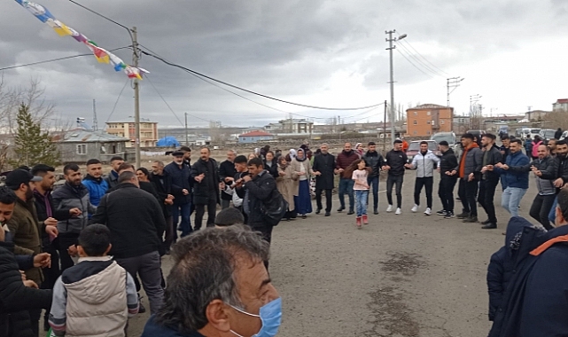 DEM Parti adayı Karahancı, halkla buluştu