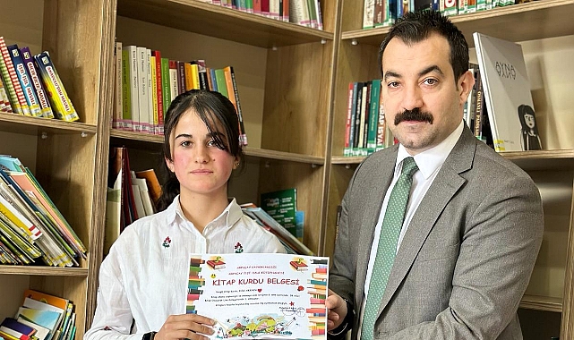 Arpaçay'da başarılı öğrencilere ödül verildi