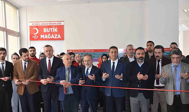 Kızılay'dan üniversite ve hastaneye konfeksiyon mağazası