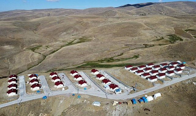 Milletvekili Öz: "AFAD Erzurum'da 550 konut ve 80 ahır yapacak"