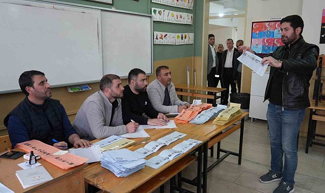 Muş'ta oy verme işlemi sona erdi