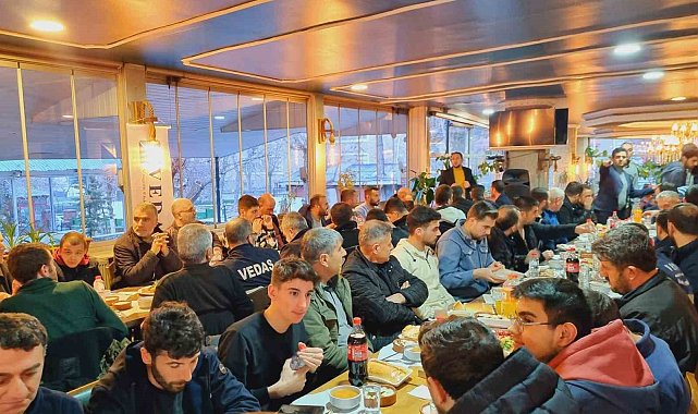 Muş'ta VEDAŞ ve VEPSAŞ personelleri iftarda bir araya geldi