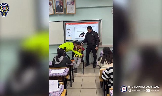 Mutki'de minik öğrencilere trafik eğitimi verildi