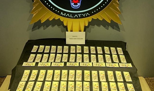 Şüphe üzerine durdurulan motosikletlinin üzerinde sahte 7 bin dolar ele geçirildi