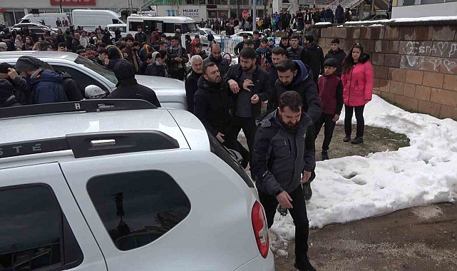 Tatvan'da Nevruz kutlamasında 4 kişi gözaltına alındı