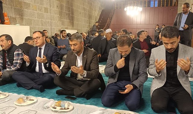 Ulu Cami'de sessiz iftar
