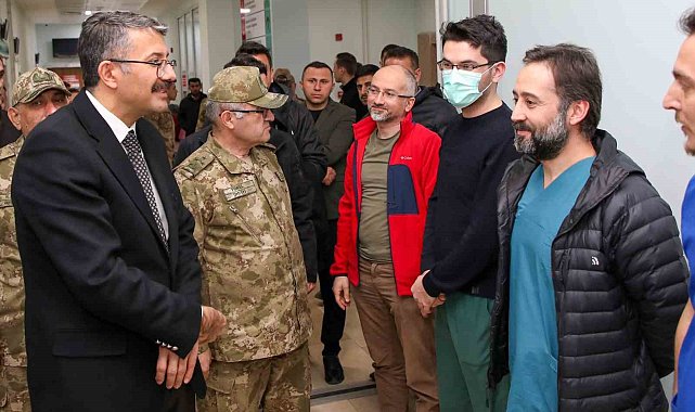 Vali Ali Çelik: "Derecik ilçesine nitelikli hizmet verilecek"