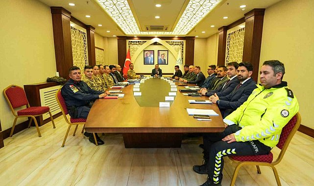 Vali Çelik: "Asayiş olaylarında düşüşler sürüyor"