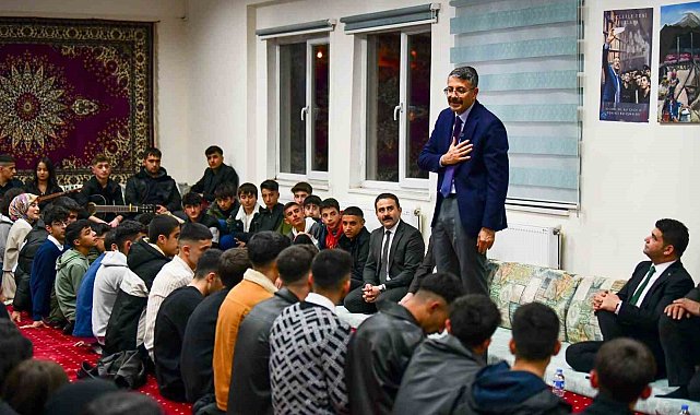 Vali Çelik: "Hakkari ile ilgili hayallerim var"