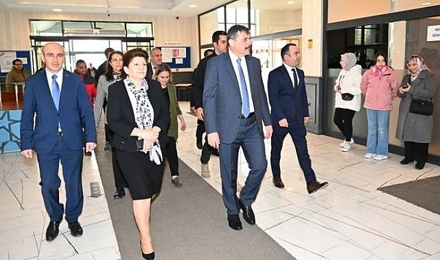 Vali Çiftçi'den gezici kütüphane talimatı