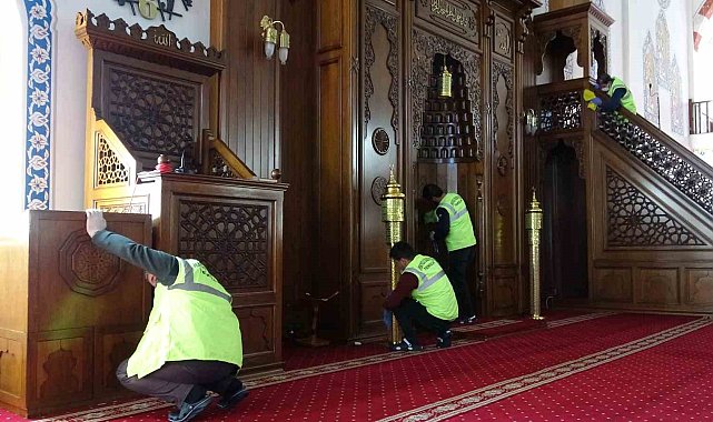 Van'da camiler Ramazan ayına hazırlanıyor