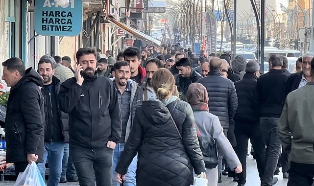 Yüksekova Ramazan ayıyla şenlendi