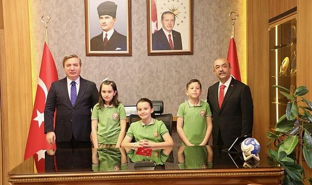 23 Nisan Ulusal Egemenlik ve Çocuk Bayramı Erzincan'da coşkuyla kutlandı