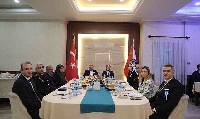 Ağrı'da Polis Haftası etkinlikleri kapsamında iftar programı düzenlendi