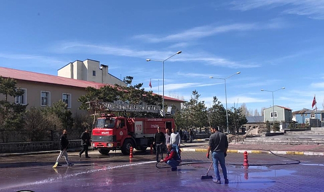 Arpaçay'da bahar temizliği