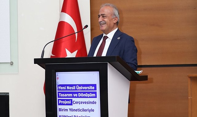 Atatürk Üniversitesi'nde 4 bölüm daha akredite edildi